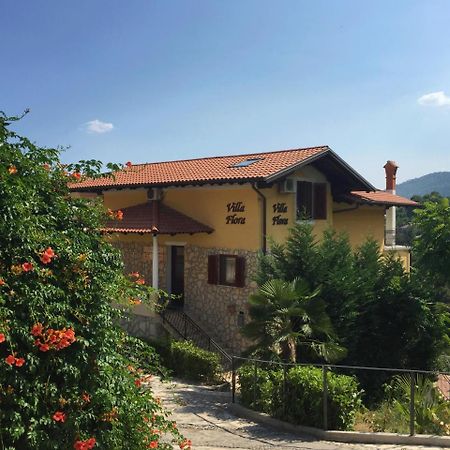 Villa Flora أوباتيا المظهر الخارجي الصورة
