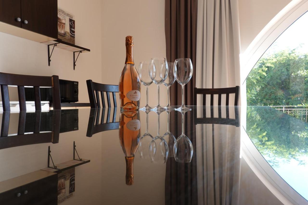 Villa Flora أوباتيا المظهر الخارجي الصورة
